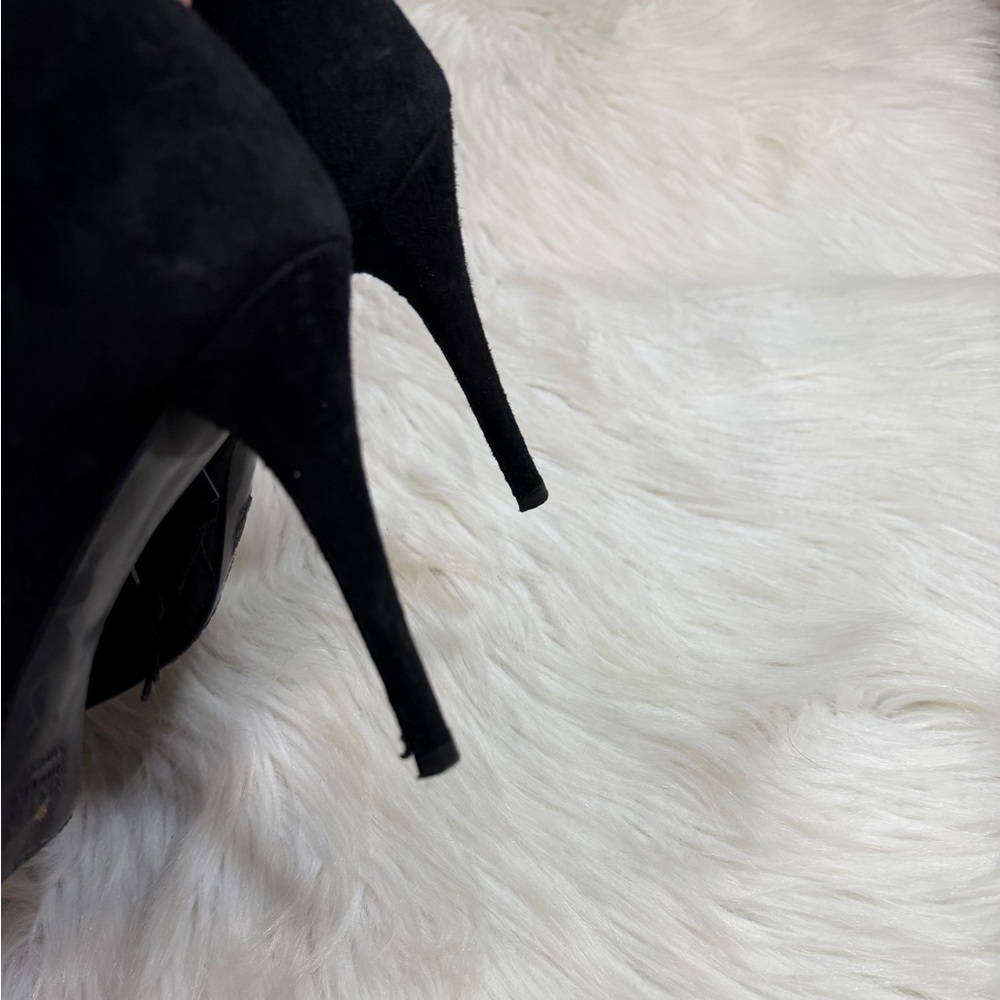 Stuart Weitzman Fur Black Heeled Boots - Picture 6 of 8